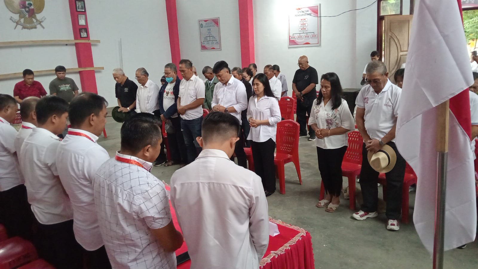 Noldy Karundeng: Sosok Rendah Hati yang Siap Mengabdi untuk Desa Kaweng Tercinta”